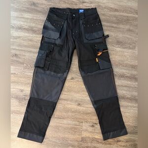 Men's Black and Gray Work Pants size 32/34